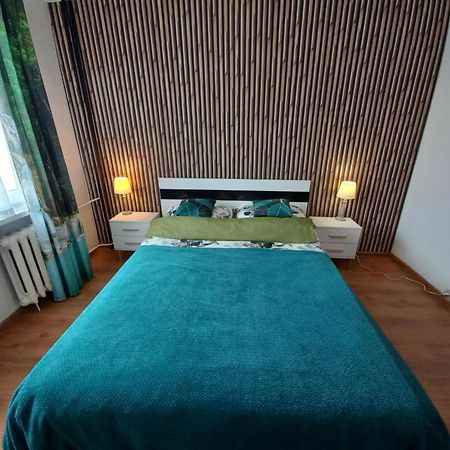 Apartament M-3 Czestochowa Luaran gambar